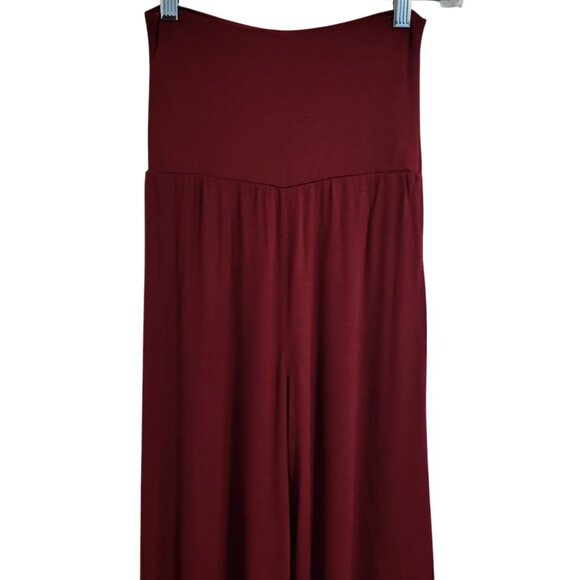 LOVE CULTURE | Red Spandex Wide leg Ponte Pants - Picture 4 of 10